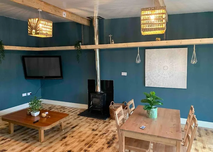 The Cosy Castaway * Wexford